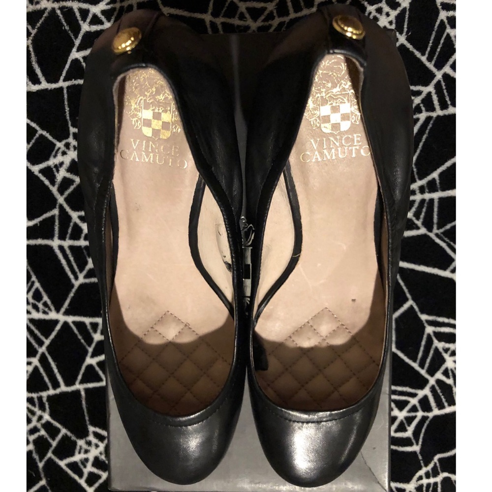 Vince Camuto Black Elmay Wedge size 10